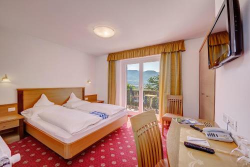 Hotel Ruster Resort