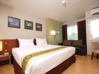 Hotel Bangkok Loft Inn