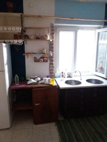 Hostal Guest House At Home