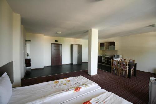 Hotel Marant
