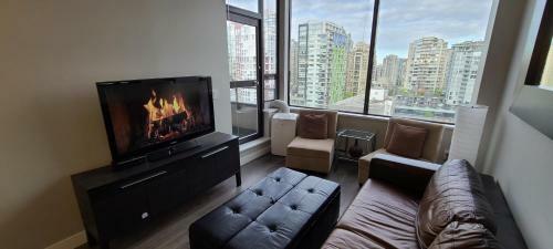 Howe Street Apartment With Views