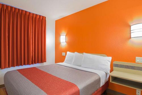Hotel Motel 6 - Toronto East - Whitby