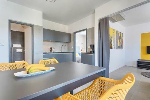 Apartments Astinian