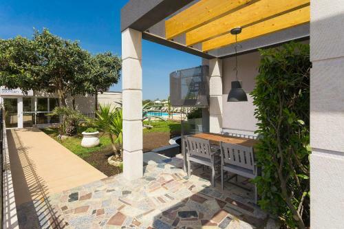Apartments Astinian