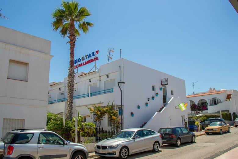 Hostal El Palmeral