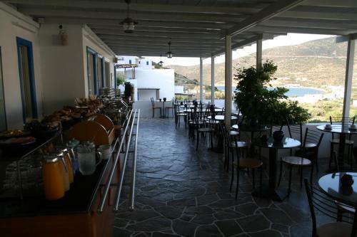Alexandros Hotel