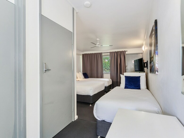 Brook Hotel