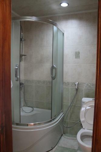 Apartment 11 At Fountains Square
