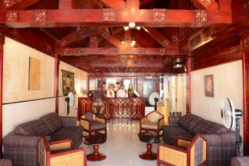 Al Hambra Hotel