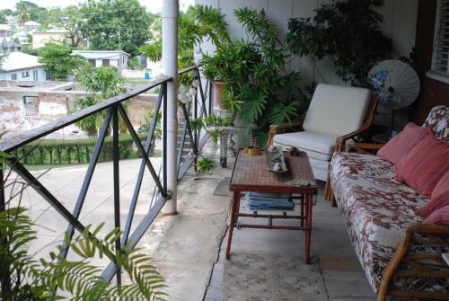Hostal Charming Old World Apartment