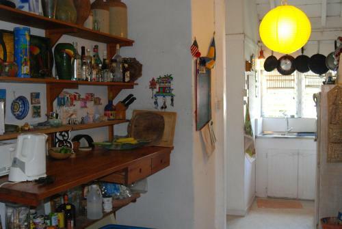 Hostal Charming Old World Apartment