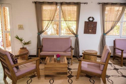 Bed & Breakfast Umoja Guesthouse II