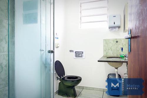 Metr� Hostel Sp