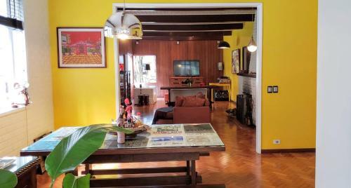 Hostal Pinati Guest House