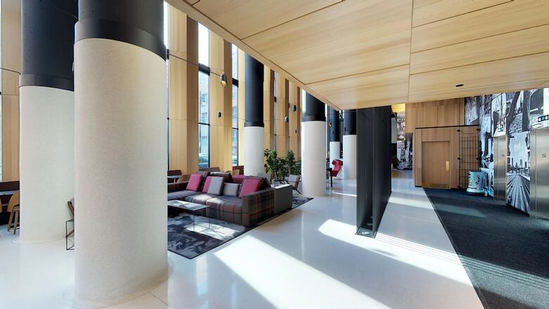Hotel Monville