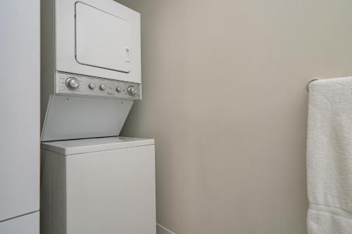 Apartment On Rue De La Visitation 201