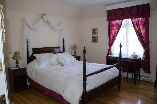 Bed & Breakfast Le Chateau D'acadie