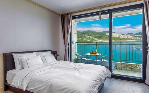 Onda D'oro Hostel