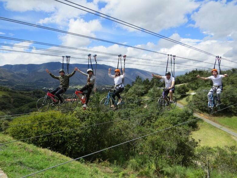 Lodge Caba�as Aventura Park La Periquera