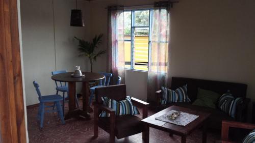 Hostal Monta�a Linda Guest House Orosi