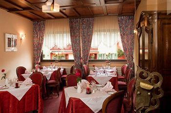 Hotel Logis Au Bois Le Sire