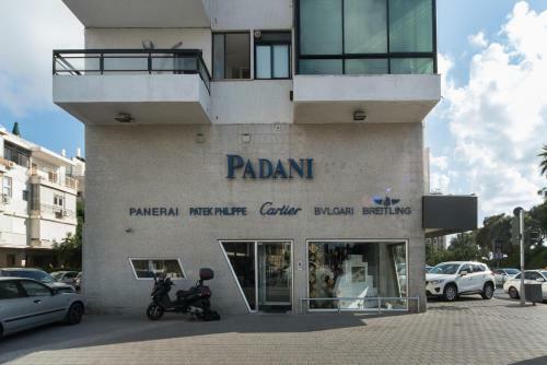 Sea N' Rent Hayarkon Sunny Beach Apartments