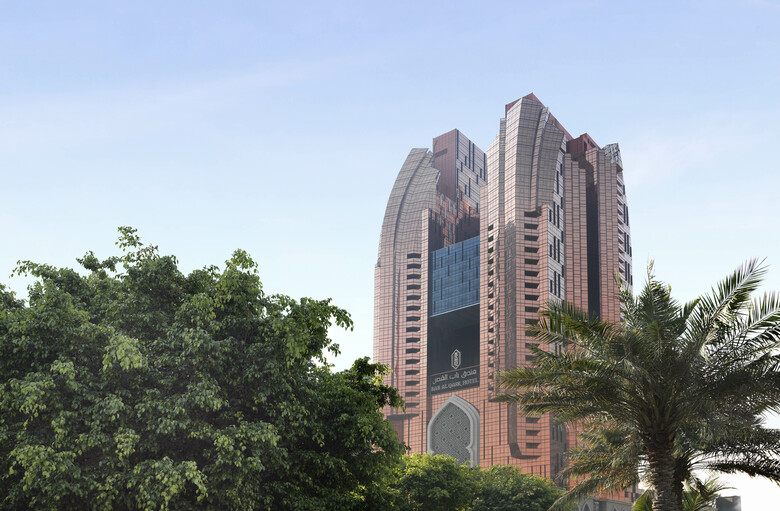 Bab Al Qasr Hotel