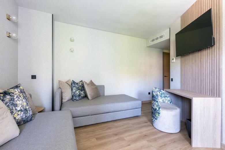 Hotel Acta Pir�mides