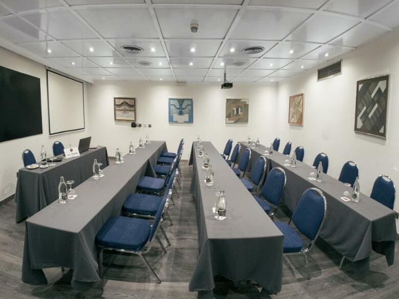 Hotel Pasarela