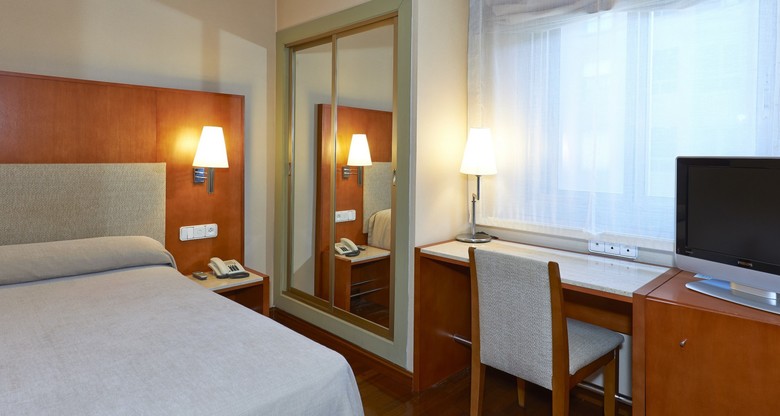 Hotel NH Sport