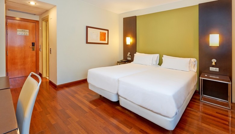 Hotel NH Sport