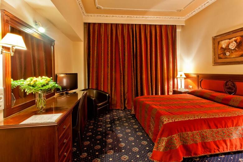 Hotel Kouros