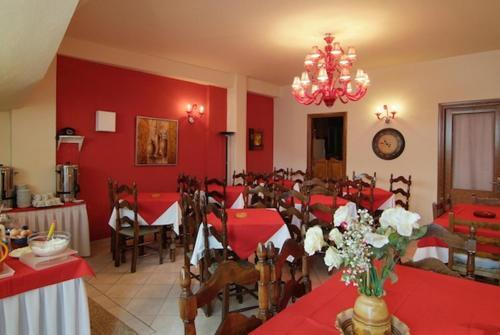 Hotel Varonos