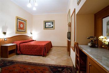 Hermitage Capua Hotel