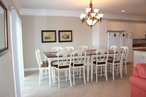Bermuda Breeze C Holiday Home