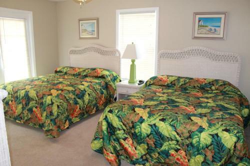 Bermuda Breeze C Holiday Home