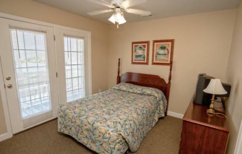 Bermuda Breeze C Holiday Home