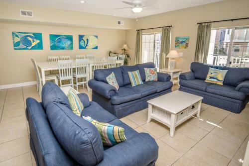 Coconut Grove 204 Villa
