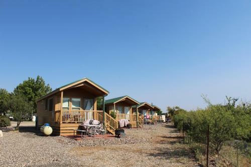 Verde Valley Canyon View Cottage 5