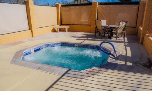 Verde Valley One-bedroom Park Model Cabin 13