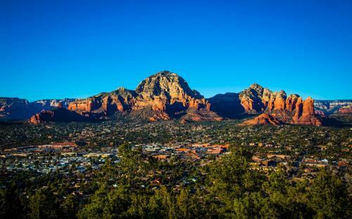 Verde Valley Canyon View Cottage 6