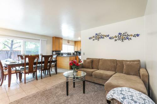 Rock On! 3br/2ba