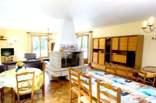 Villa Rue Yves Trichard
