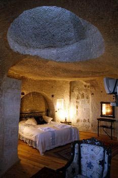 Traveller's Cave Hotel