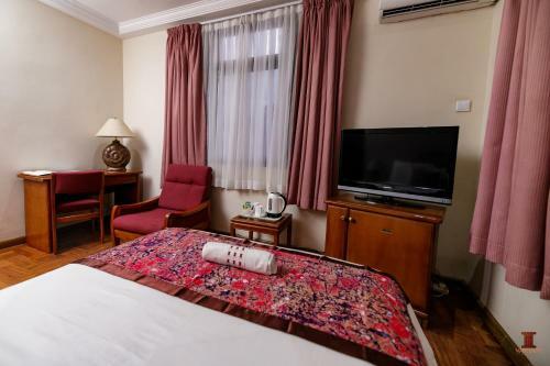Hotel Mahogany Lodge