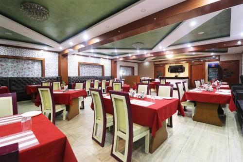 Ashiana Hill View Hotel