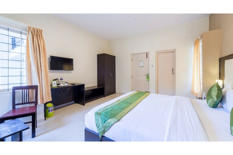 Hotel Whispering Meadows