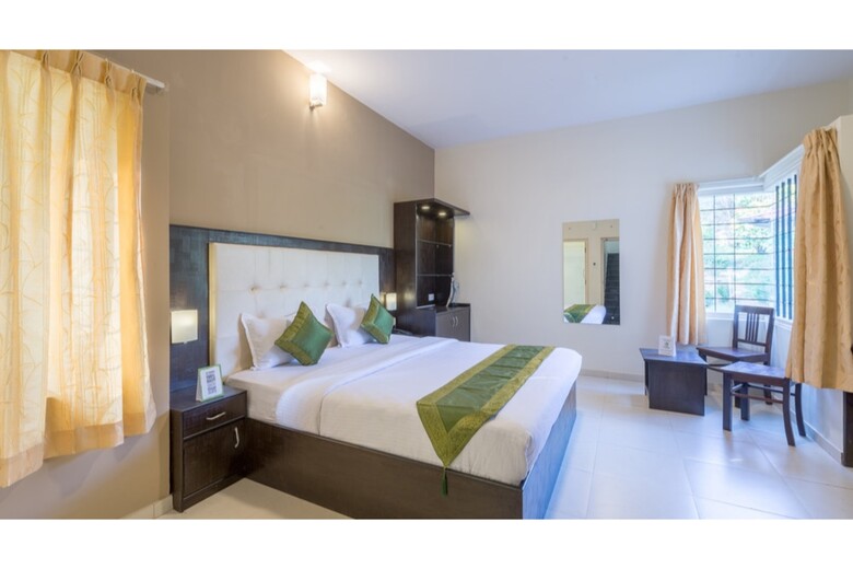 Hotel Whispering Meadows