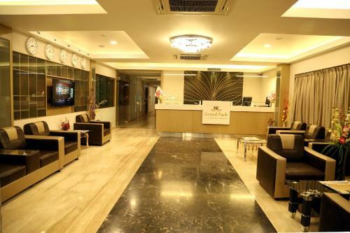 Hotel Nk Grand Park