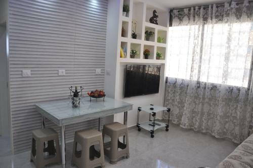 Apartamento Two Bedroom By The Sea On Genosar Str.
